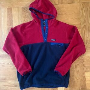 Patagonia Red and Blue Men's Sweater